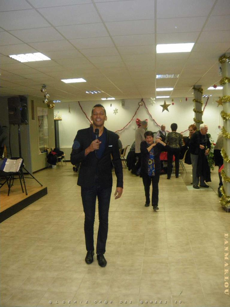 2015 12 19 ST LAURENT DU VAR REPAS DE NOEL AVEC L ALFAN (5).JPG